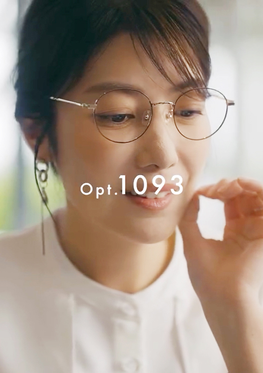 向井 さやか:
Opt.1093
(オプト イチゼロキューサン)