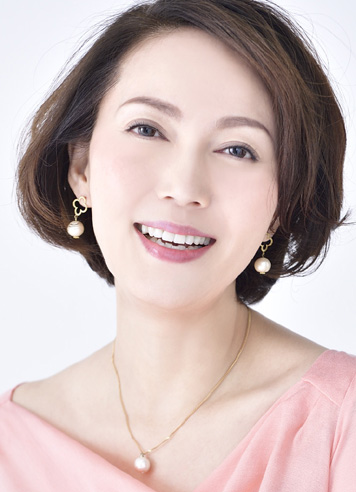 加島　亜希子